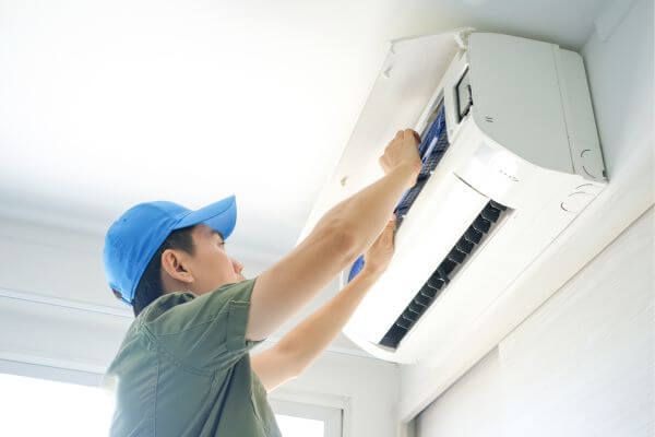 When To Invest In AC Maintenance